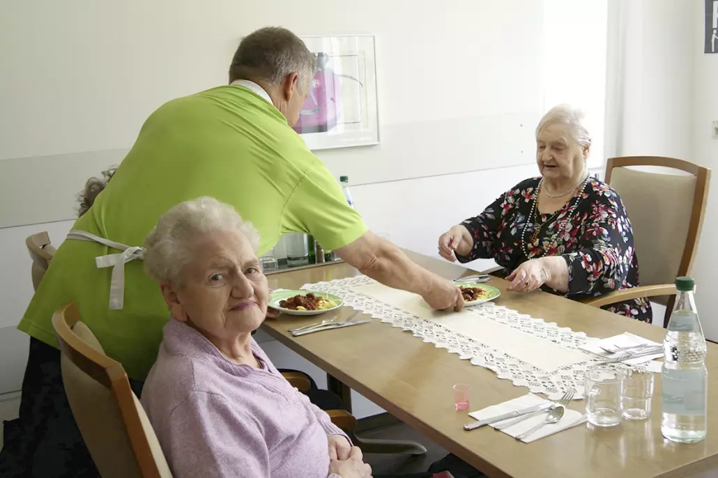 Nr. 459 Essen hält Leib und Seele zusammen und wird bei uns persönlich serviert
